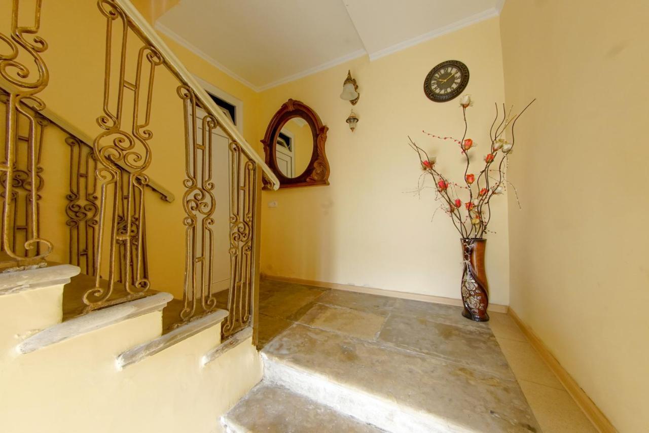 House 1899 Kutaisi Exterior foto